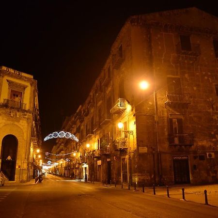 Villa La Locanda Dei Corrieri à Palerme Extérieur photo